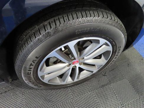 Used 2020 Jaguar F-PACE Premium image 9