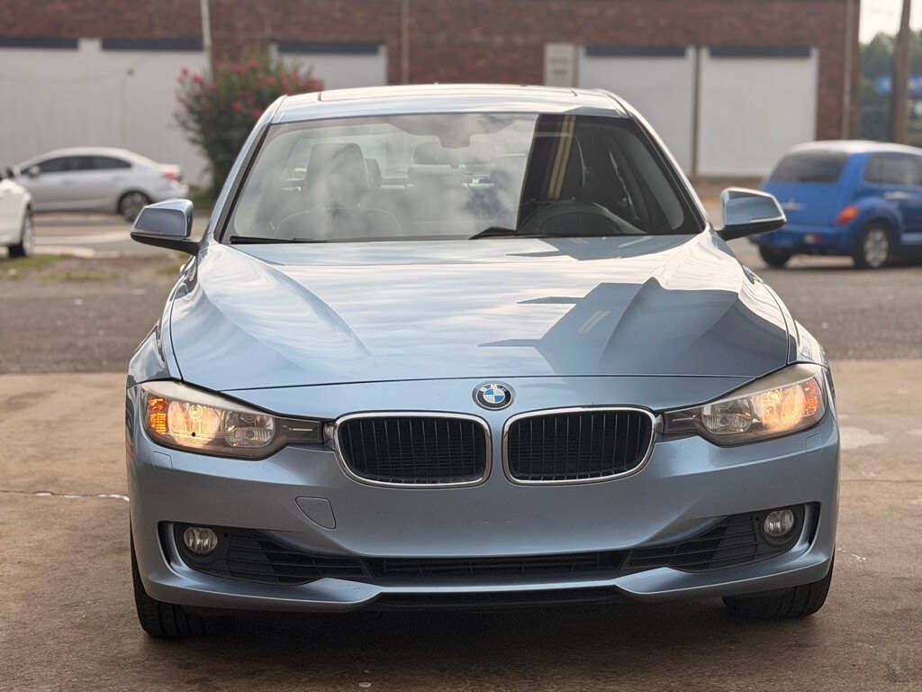 Used 2014 BMW 328i xDrive Sedan AWD/4WD image 3