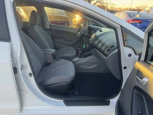 Used 2018 Kia Forte LX image 26