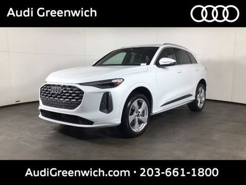 Used 2025 Audi Q5 Premium Plus AWD/4WD image 3