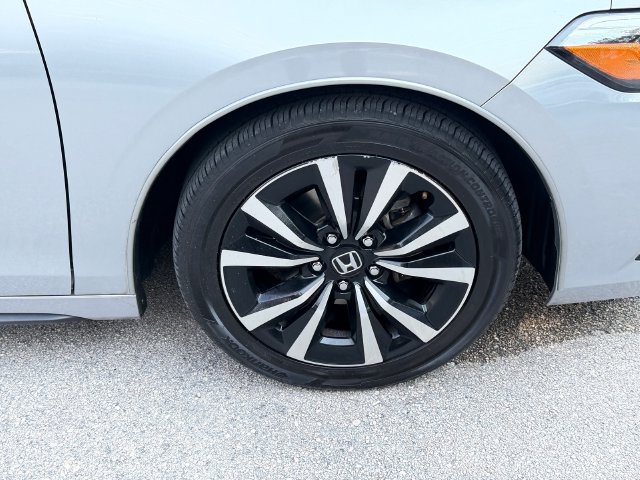 Used 2024 Honda Civic EX-L image 10