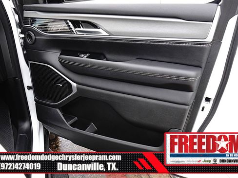 New 2026 Jeep Grand Wagoneer 2WD w/ Premium Group I image 41