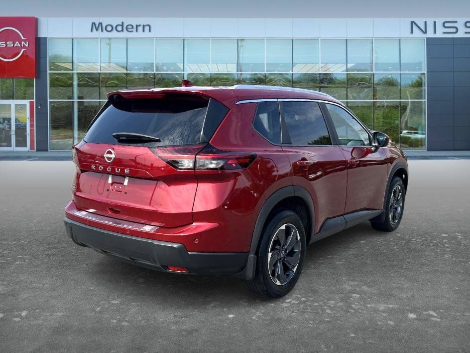 Certified 2026 Nissan Rogue SV w/ SV Premium Package FWD image 5
