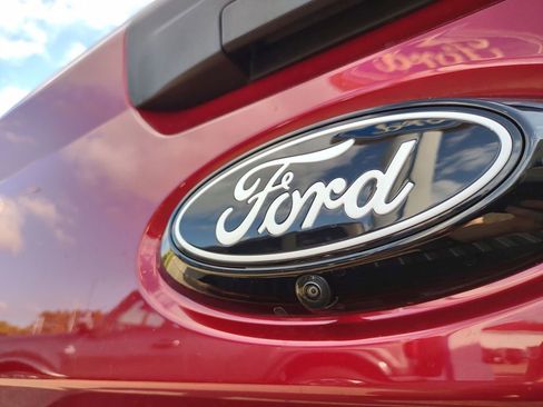 New 2025 Ford Maverick XLT image 5