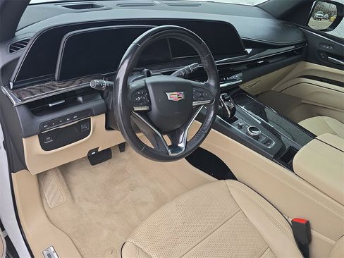 Certified 2023 Cadillac Escalade ESV Premium Luxury image 10