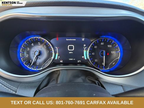 Used 2026 Chrysler Pacifica Limited AWD/4WD image 14