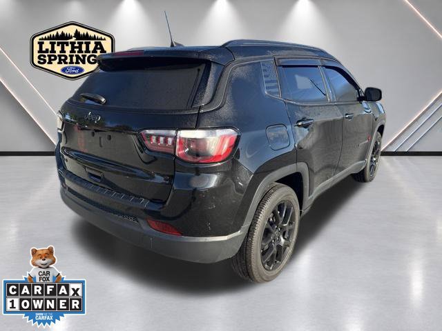 Used 2025 Jeep Compass Latitude w/ Sun & Sound Group AWD/4WD image 9