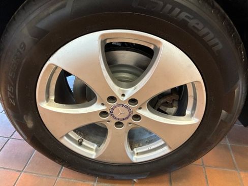 Used 2017 Mercedes-Benz GLS 450 4MATIC image 37