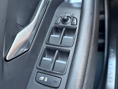 Used 2021 Jaguar E-PACE SE AWD/4WD image 36