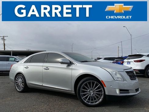 Used 2016 Cadillac XTS Premium FWD image 1