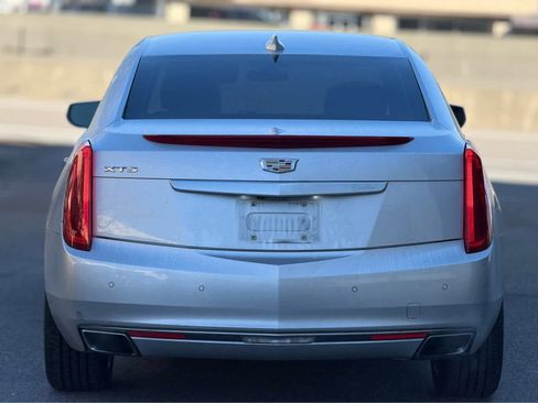 Used 2017 Cadillac XTS Luxury image 3