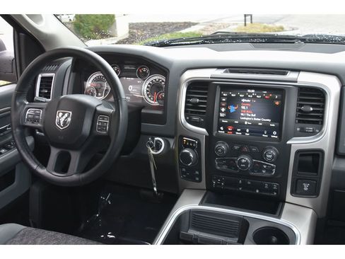 Used 2018 RAM 1500 Big Horn image 17