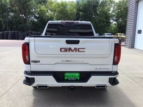Used 2022 GMC Sierra 1500 Denali w/ Denali Reserve Package AWD/4WD image 6