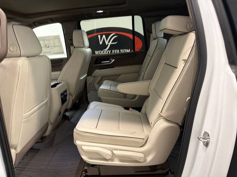 New 2026 GMC Yukon XL Denali w/ Sun & Power Step Package RWD image 13