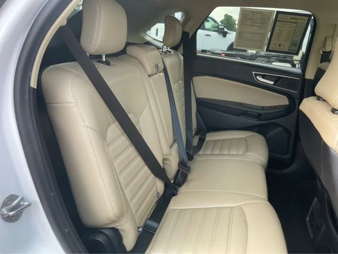 Used 2024 Ford Edge SEL AWD/4WD image 24