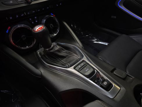 Used 2016 Chevrolet Camaro SS RWD image 26