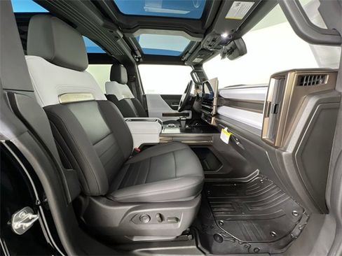 Used 2024 GMC Hummer EV 2X w/ Extreme Off-Road Package image 29
