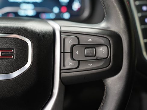 Used 2023 GMC Yukon SLT w/ SLT Premium Package RWD image 15