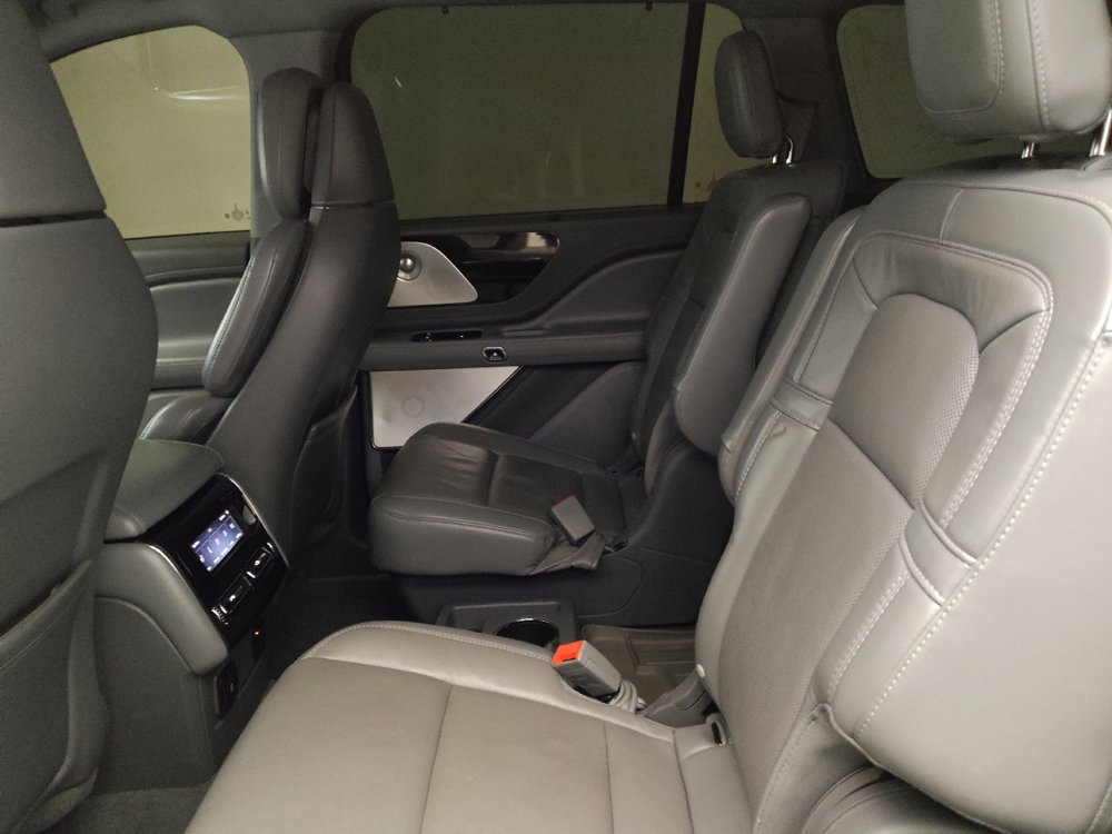 Used 2021 Lincoln Aviator Reserve w/ Equipment Group 201A RWD image 18