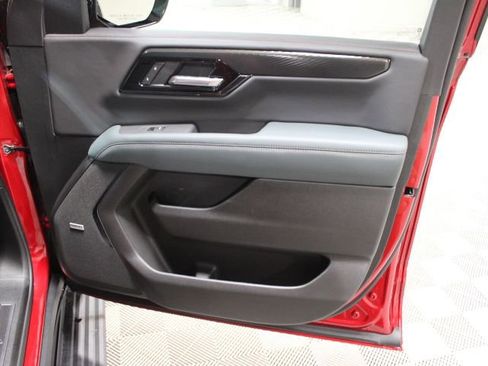 New 2026 GMC Yukon XL AT4 w/ AT4 Premium Plus Package AWD/4WD image 24