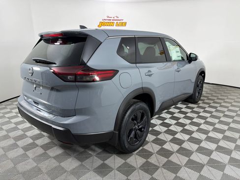 New 2026 Nissan Rogue SV FWD image 6