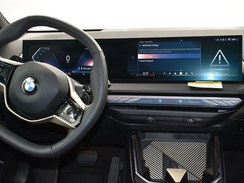 Certified 2025 BMW X3 xDrive30i w/ Convenience Package image 28