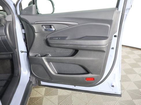 Used 2022 Honda Pilot Sport image 24