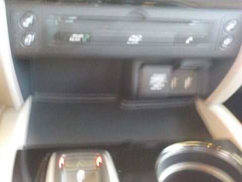 Used 2016 Honda Pilot Elite image 28