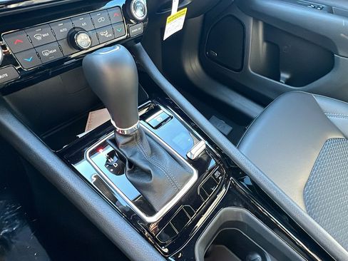 New 2026 Jeep Compass Latitude image 29