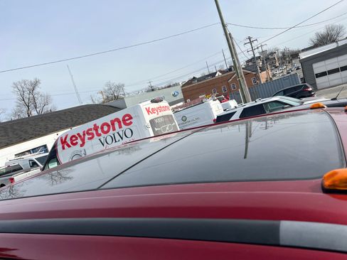 Used 2017 Ford F250 Lariat w/ Lariat Ultimate Package image 4