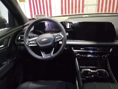 New 2026 Chevrolet Traverse LT image 18