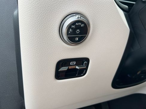 Certified 2026 Mercedes-Benz GLC 350e 4MATIC image 36