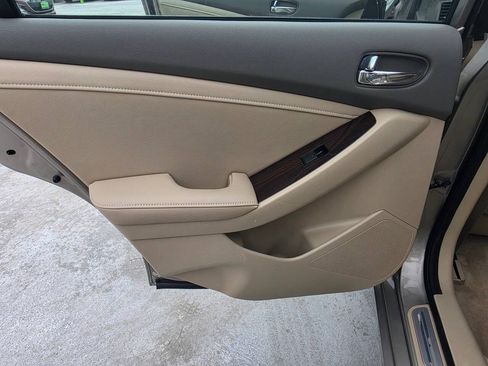 Used 2012 Nissan Altima 2.5 SL w/ 2.5SL Pkg FWD image 21