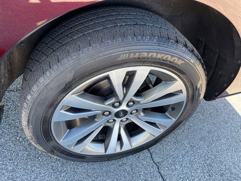 Used 2020 Ford Expedition Platinum image 19