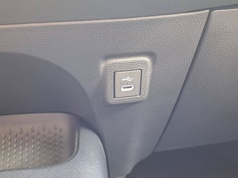 Used 2024 Toyota Corolla SE FWD image 10