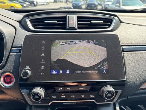 Used 2018 Honda CR-V Touring image 39