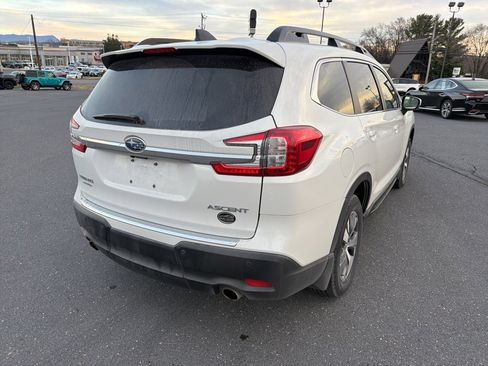 Certified 2025 Subaru Ascent Premium image 5
