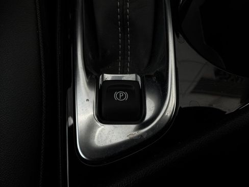 Used 2025 Buick Encore GX Preferred FWD image 21