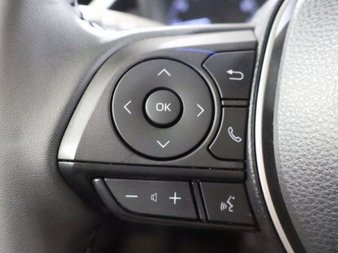 Certified 2024 Toyota Corolla SE FWD image 18