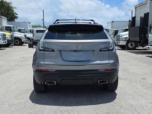 Used 2023 Cadillac XT4 Sport w/ Driver Assist Package FWD image 6