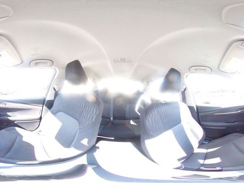 Used 2025 Toyota Camry LE image 41