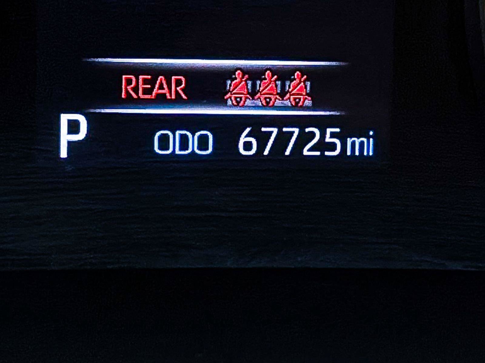 Used 2019 Toyota RAV4 XLE Premium w/ Carpet Mat Package FWD image 31