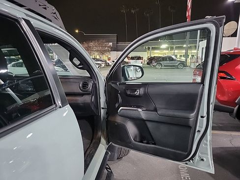 Used 2021 Toyota Tacoma TRD Pro image 9