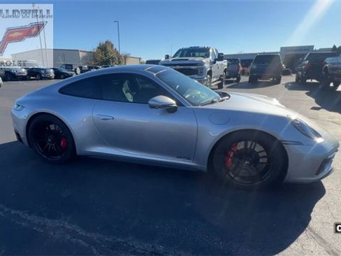 Used 2022 Porsche 911 Carrera 4 GTS image 2