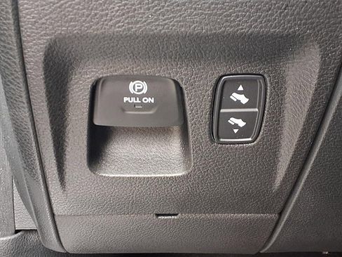 Used 2022 RAM 1500 Limited w/ Trailer Tow Group image 11