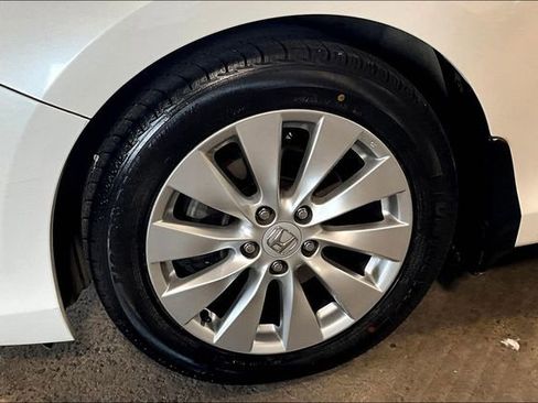 Used 2015 Honda Accord EX-L image 8