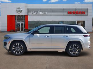 Used 2024 Jeep Grand Cherokee Overland AWD/4WD video 3