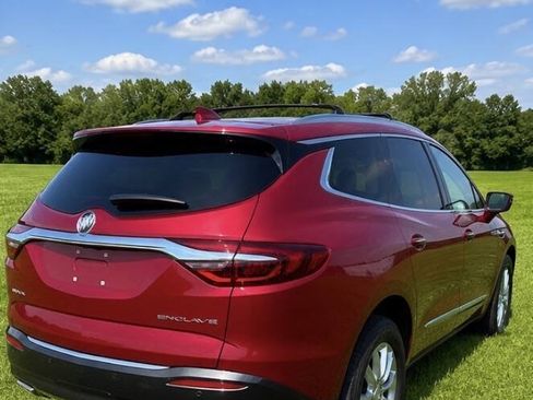 Used 2018 Buick Enclave Essence FWD image 7