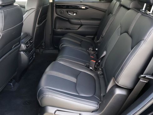 Used 2025 Honda Pilot EX-L image 20