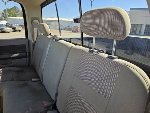 Used 2006 Dodge Ram 1500 Truck SLT image 34
